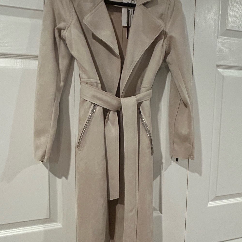 Tahari Light Tan Trench Coat - Picture 5 of 7